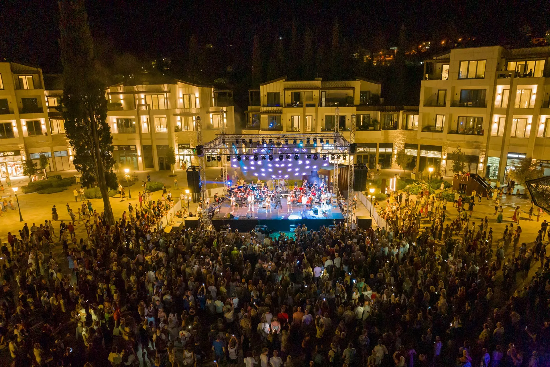 ЛЕТО PORTONOVI 2023 – ТЕПЛЫЕ СОЛНЕЧНЫЕ ВОСПОМИНАНИЯ