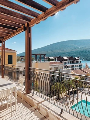 Bonaca-suite-Portonovi-with-a-Pool